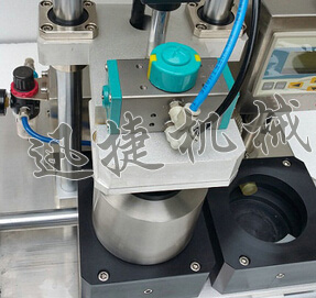 罐頭旋蓋機細(xì)節(jié)